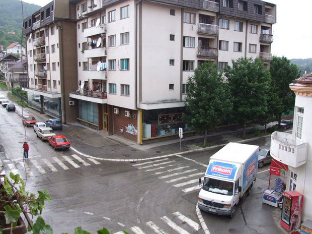 АЛАРМ У КОСЈЕРИЋУ: Цементара планира да ложи комунални отпад