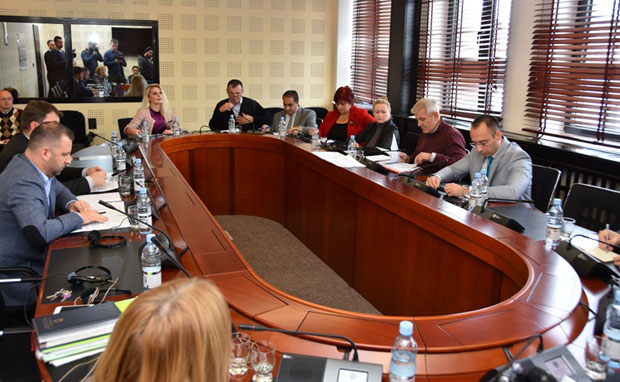 Јевтић: Правима мањина да се баве све институције