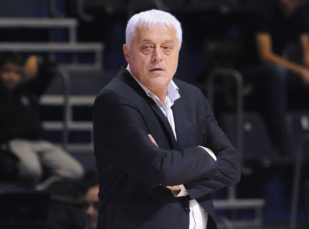 Мута Николић се враћа на клупу Динамика?