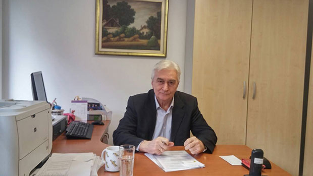 Гојко Вујновић у врућој фотељи апотеке Нови Сад