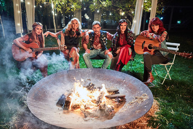 Кад Фрајле играју фоте (ВИДЕО)