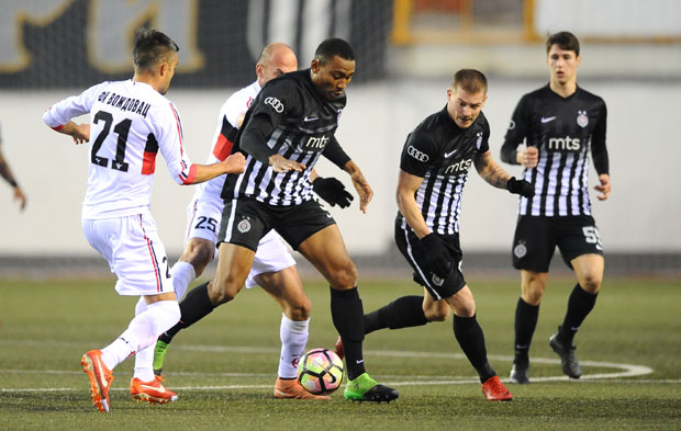 Источњаци тестирају Партизан током припрема на Кипру