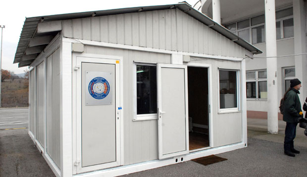 СУКОБ НА МАКЕДОНСКОЈ ГРАНИЦИ: Присталице ВМРО ДПМНЕ хтеле да блокирају Табановце