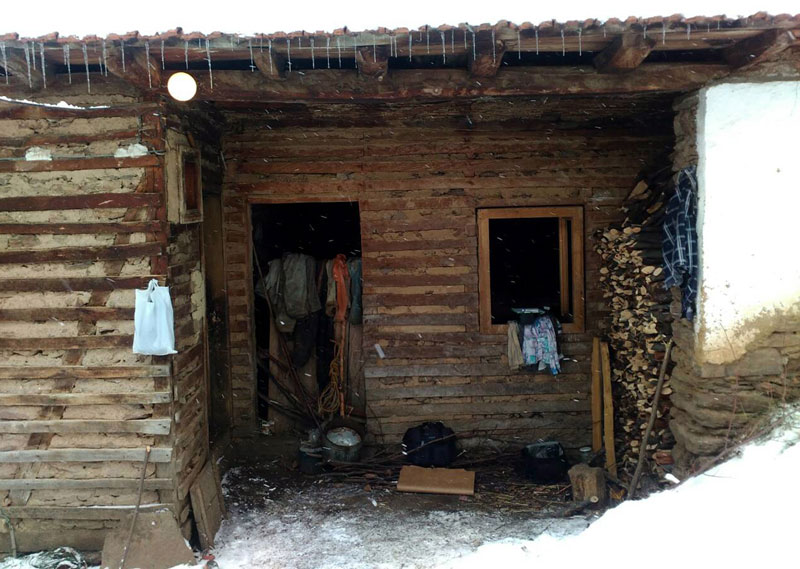 ДВОСТРУКО УБИСТВО КОД ВРАЊА: Алкохол повукао окидач