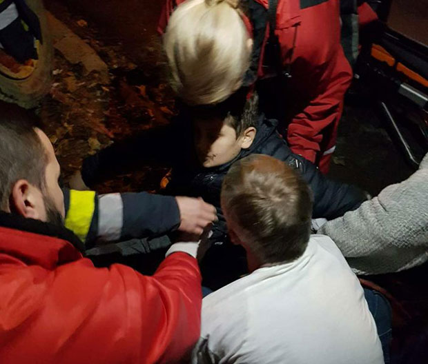 Дечак преживео пад у бунар дубок 15 метара