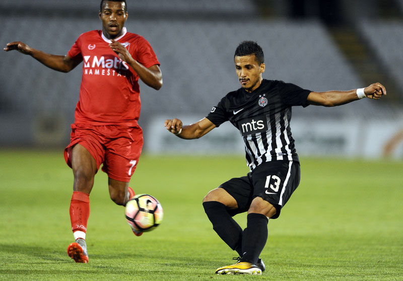 У ХУМСКОЈ ОСЛОБАЂАЈУ ПРОСТОР ЗА ПОЈАЧАЊА: Партизан прецртао осморицу