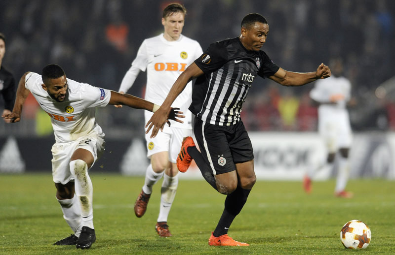 ТАВАМБА ОДЛАЗИ: Олимпијакос заинтересован за Камерунца