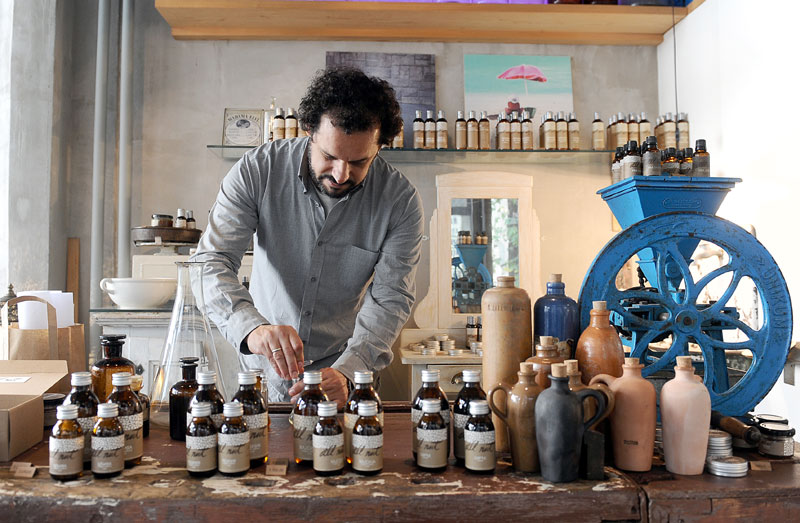 ПОДРШКА ПРЕДУЗЕЋИМА: За боље пословање дају 45 милиона динара