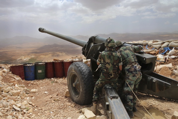 ОФАНЗИВА ЏИХАДИСТА: Борбе за стратешки важан ауто-пут у Сирији, уништена техника терориста