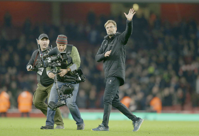 ПОКЛОН ЗА ПРАЗНИКЕ: Клоп доводи штопера у јануару?