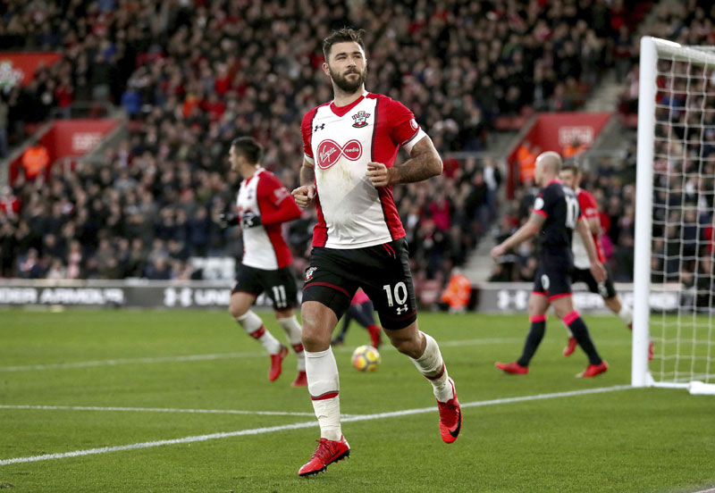 САУТЕМПТОН У ПРОБЛЕМУ: Остин суспендован на три меча