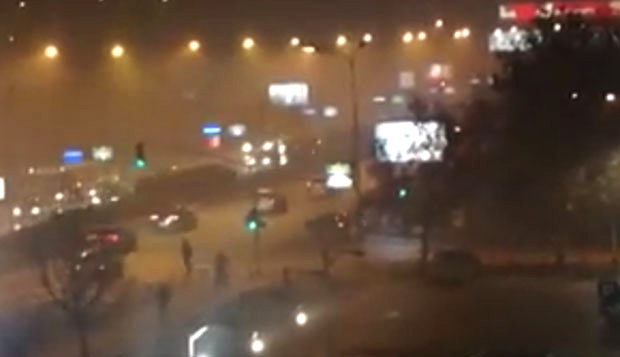 АЛАРМ У ОТРОВНОЈ МАГЛИ: Влада Македоније увела ванредне мере у условима енормног загађења ваздуха (ВИДЕО)