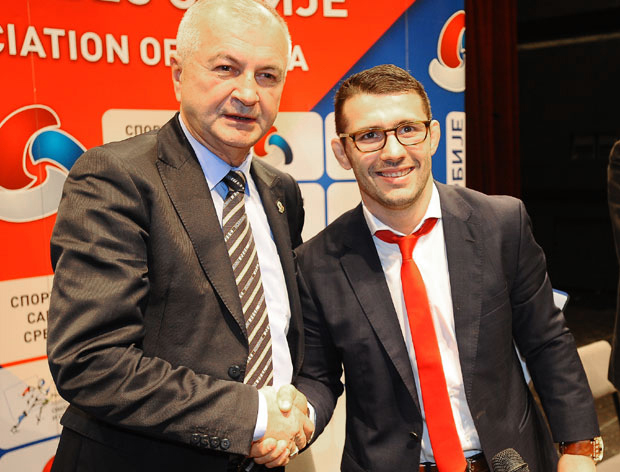 Штефанек једногласно изабран за председника ССС