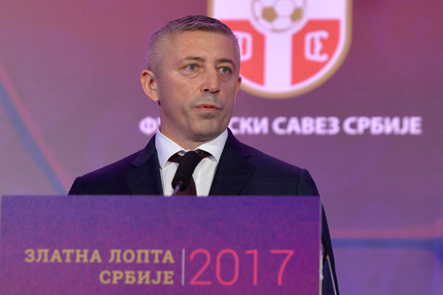 Славиша Кокеза: “Питајте Жарка Зечевића за кога навија менаџер на привременом раду у Звезди