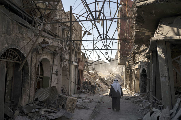 СТРАВИЧНЕ ПОСЛЕДИЦЕ РАТА: У Мосулу нема читаве грађевине, Ираку потребне милијарде