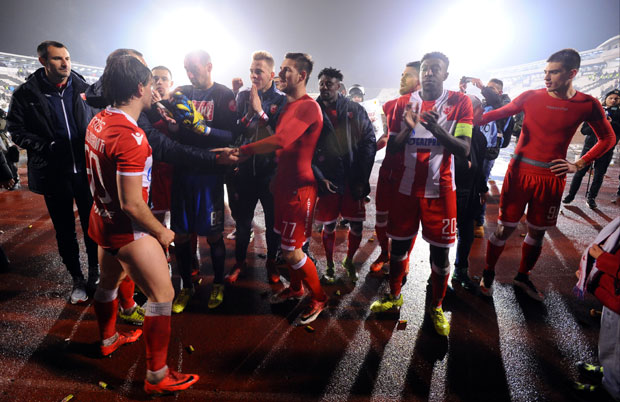 ЗВЕЗДА ОПЕТ У ПРОБЛЕМУ: Црвено-бели суспендовани, за сада ништа ништа од појачања