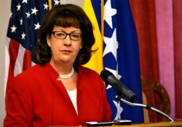 Амбасадорка САД: Додику остају санкције док не промени понашање