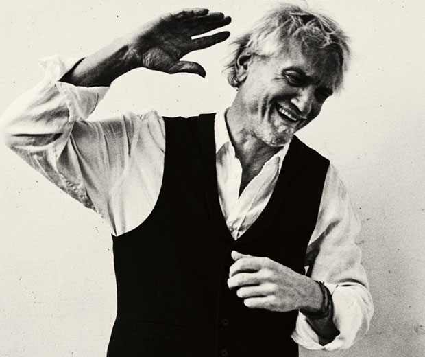 СИНГЛ И СПОТ ДАРКА РУНДЕКА: Фановима на дар (ВИДЕО)