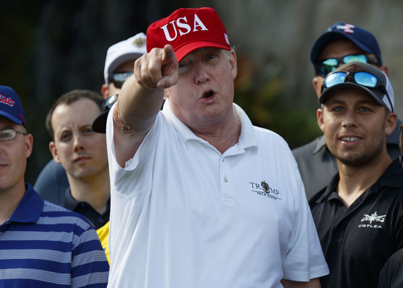 Трамп критиковао поштанску службу САД и компанију Амазон