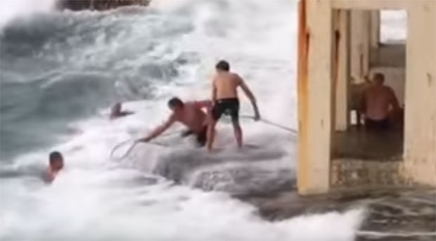 Двоје мртвих и више повређених на новогодишњем купању 