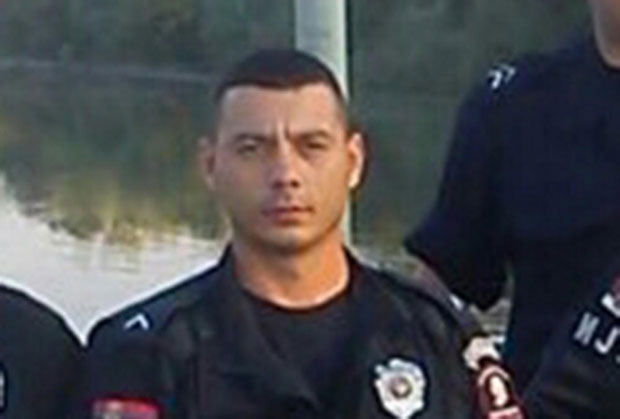 Сахрањен полицајац који је страдао код Жабља