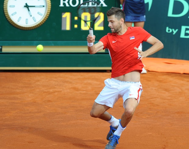 Крајиновић и Зимоњић сезону започели поразима у Дохи