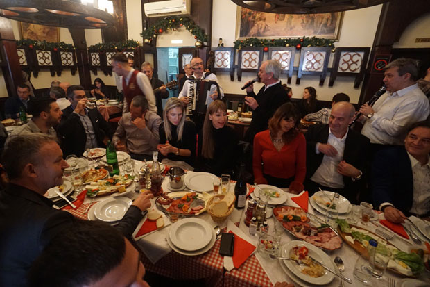 Град Београд није организатор прославе у Српској кафани