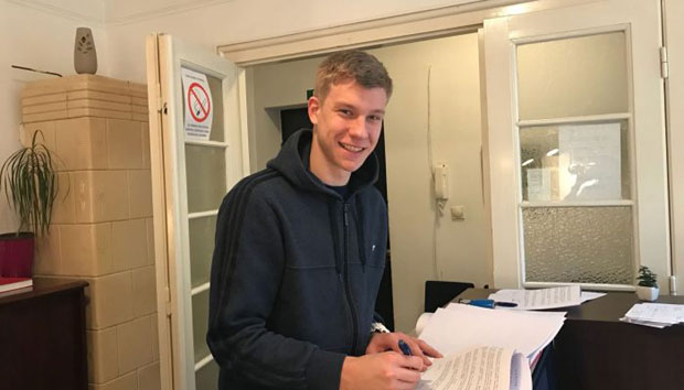 ЈАРАМАЗ ПОБЕДИО БОЛЕСТ: Огњен се вратио у Мегу