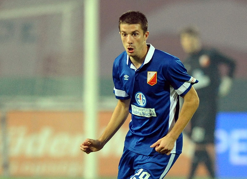 ЈОВАНЧИЋ У ДИЛЕМИ: Партизан или иностранство