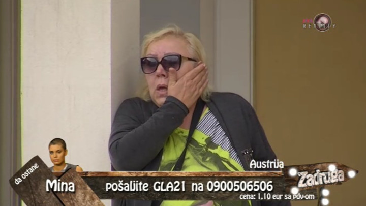 ПРЕВРНУЛА СТО И ГРЦАЛА У СУЗАМА: Зорица Марковић није могла да дође себи (ВИДЕО) 