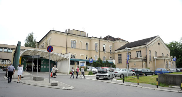 УЖАС НА НОВОМ БЕОГРАДУ: Девојчице ударио аутомобил, једна тешко повређена