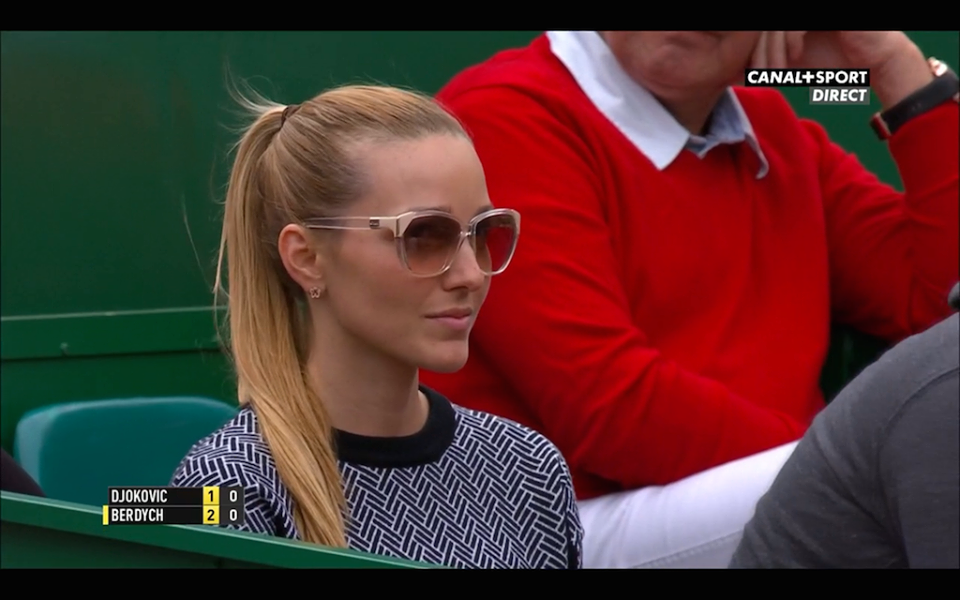 Овако Јелена и Тара Ђоковић бодре Нолета (ФОТО)