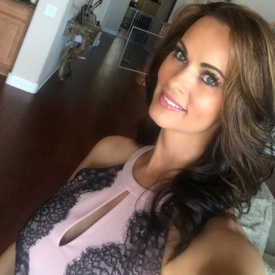 Нова Плејбој зечица тврди: Била сам са Трампом док је Меланија била трудна, чак ме упознао са својом породицом