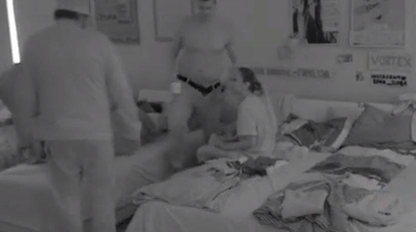 МИКИ ЖЕСТОКО ПРОЗИВАО КИЈУ И АНДРИЈУ: Слоба молио да не говоре о њој ружне речи (ВИДЕО)