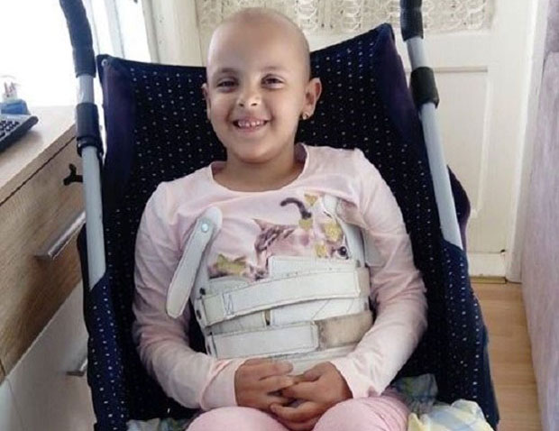 Преминула шестогодишња Лена