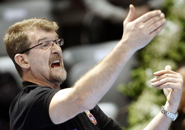 ПОДРШКА ОРЛОВИМА: Србија се против Македоније спрема за Хрватску