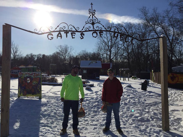 СМРЗАО СЕ ПАКАО: Ледени талас у САД захватио градић Хел