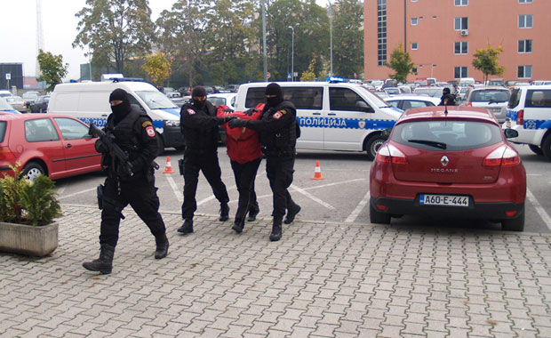 АКЦИЈА ПИРАМИДА: На клупи 15 дилера 