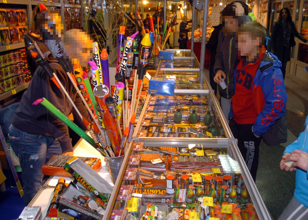 ДОЧЕК СРПСКЕ НОВЕ ГОДИНЕ У ЈАГОДИНИ: Против пиротехнике лекари, свештеници, полиција...