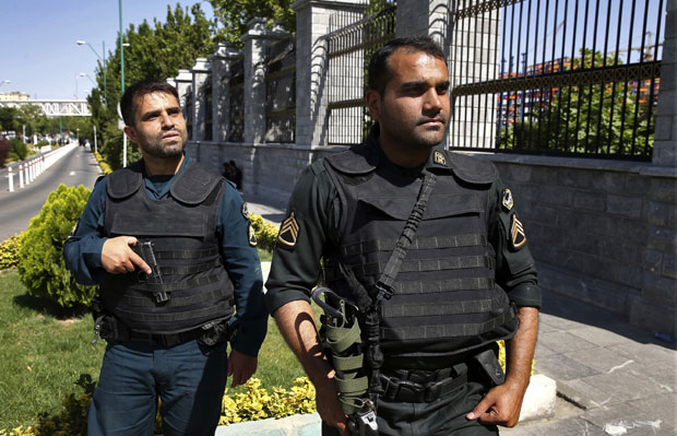 ПРИВОЂЕЊА У ИРАНУ: Ухапшено више десетина грађана осумњичених за тероризам