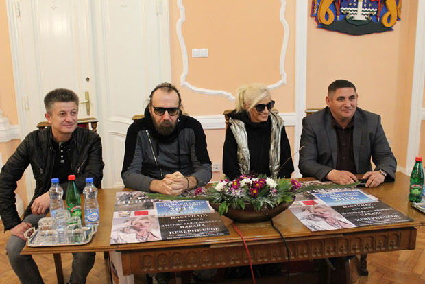 Српска Нова година у Руми уз Цакану и “Неверне бебе”