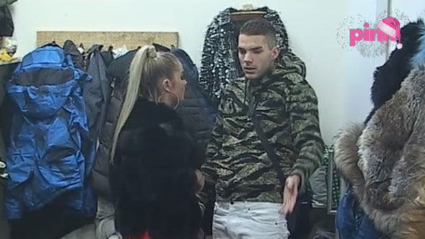 Свађа због Теодорине мајке