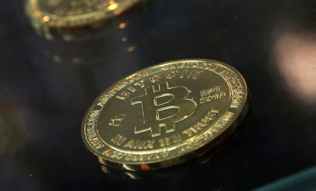 ОБУЗДАВАЊЕ БИТКОИНА: Париз и Берлин удружени у регулисању трговине криптовалутом