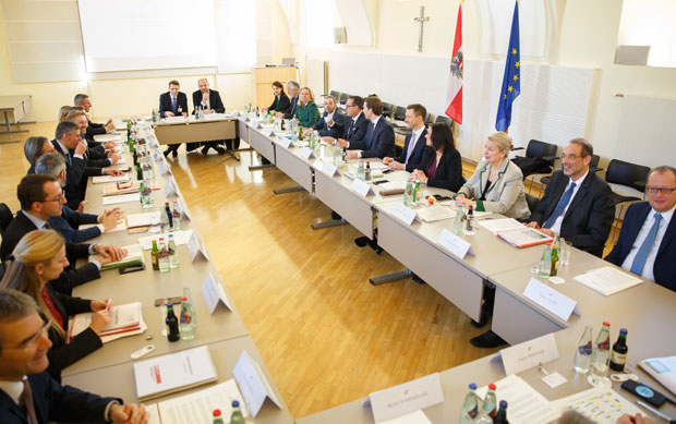 Аустрија у страху од “инвазије” Хрвата