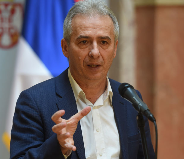 Дрецун: Aуто jе погрешан траг, али треба да завара кључне ствари!

