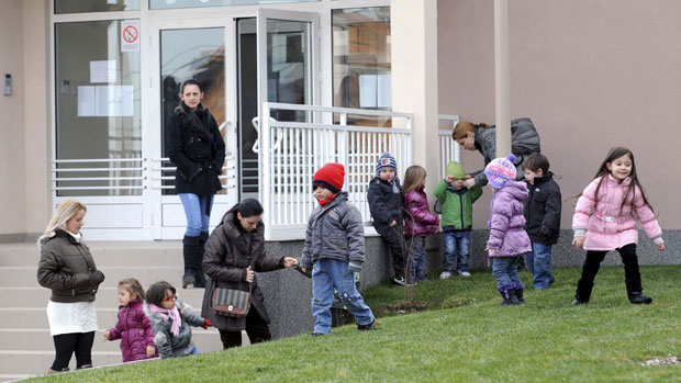 Престоничким вртићима недостаје 150 васпитача