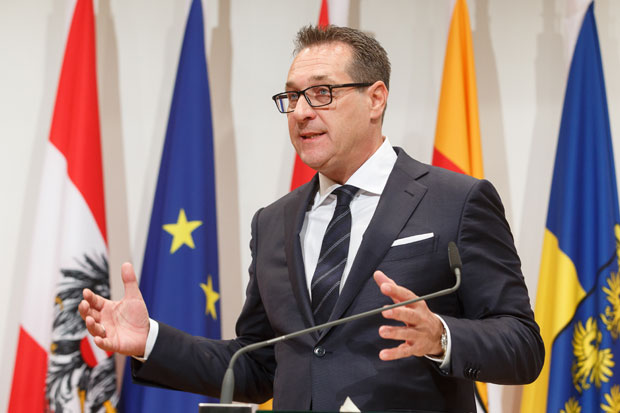 Штрахе: Република Српска има право на независност