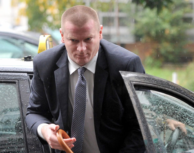 Државни удар у Црној Гори: Фронт радио за Мила