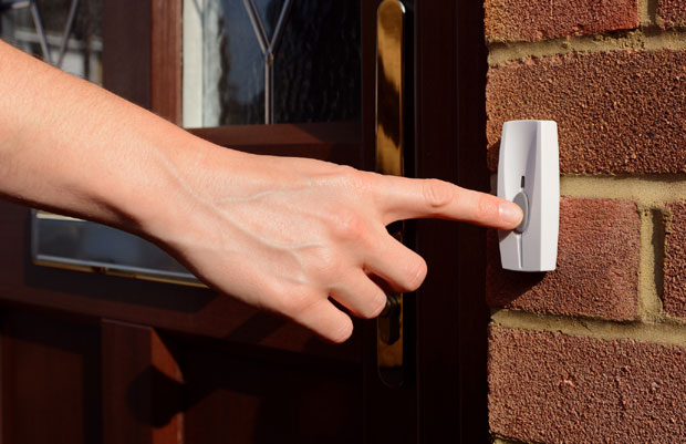 Лажни хуманитарци у Параћину