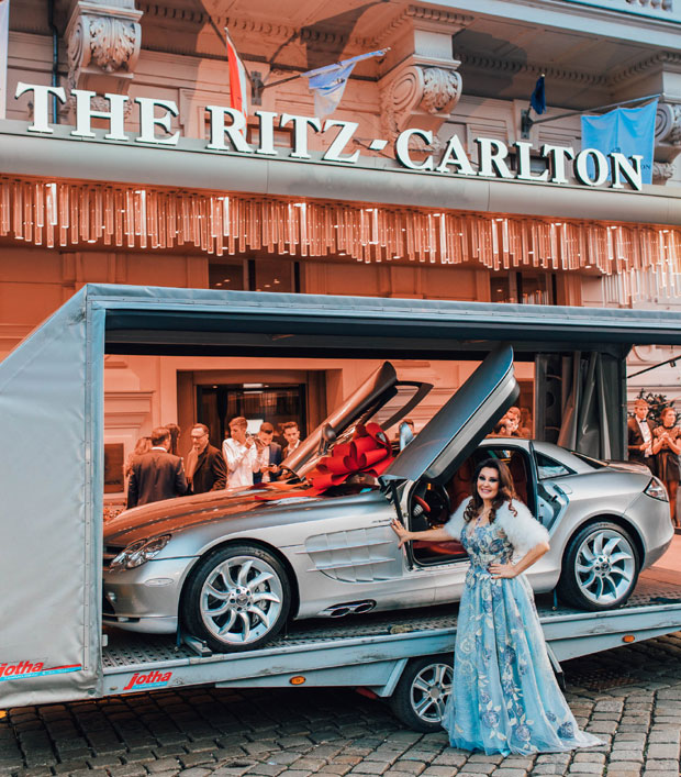 РОЂЕНДАН ДРАГАНЕ МИРКОВИЋ: Мерцедес на поклон (ФОТО)